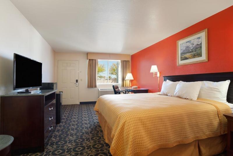 Days Inn By Wyndham Delta Exterior photo